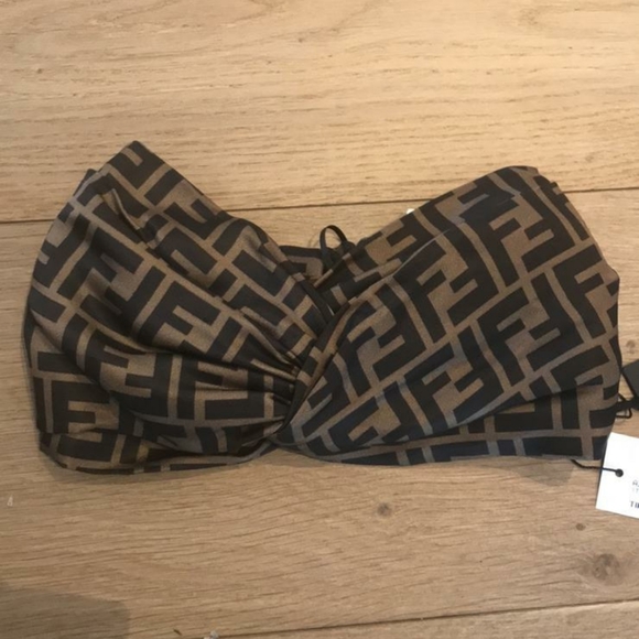 FENDI - Picture 6 of 6